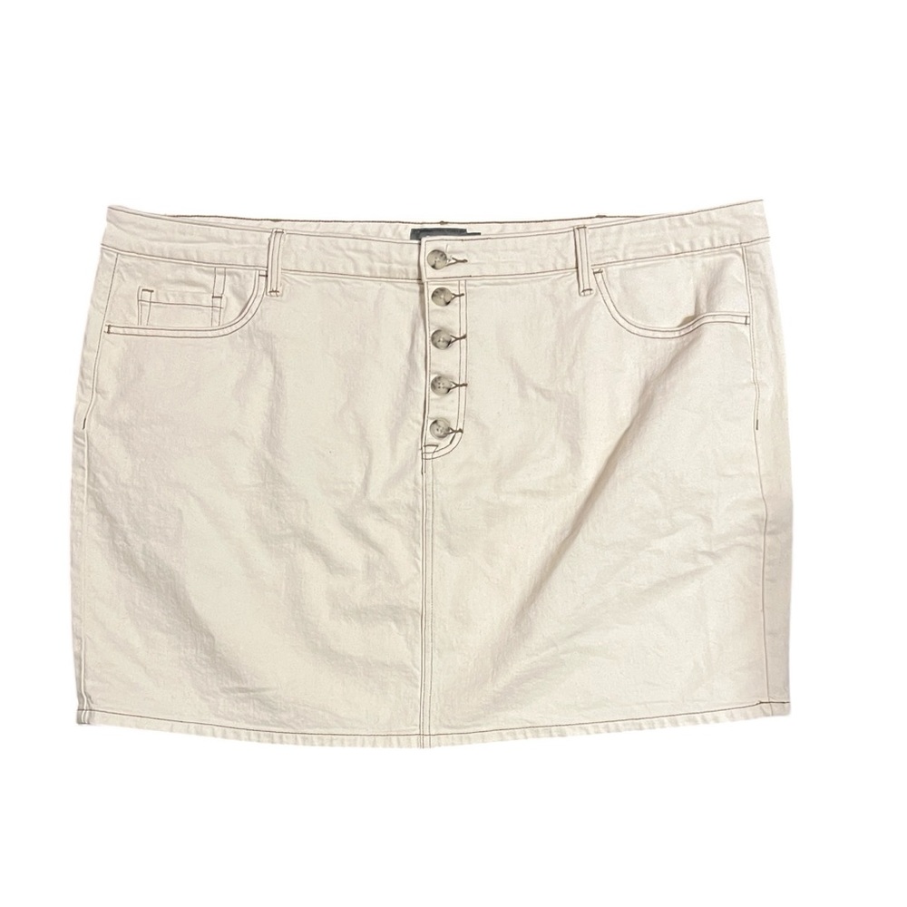 Torrid Plus Sized Cream Button-Front Denim Skirt with Pockets